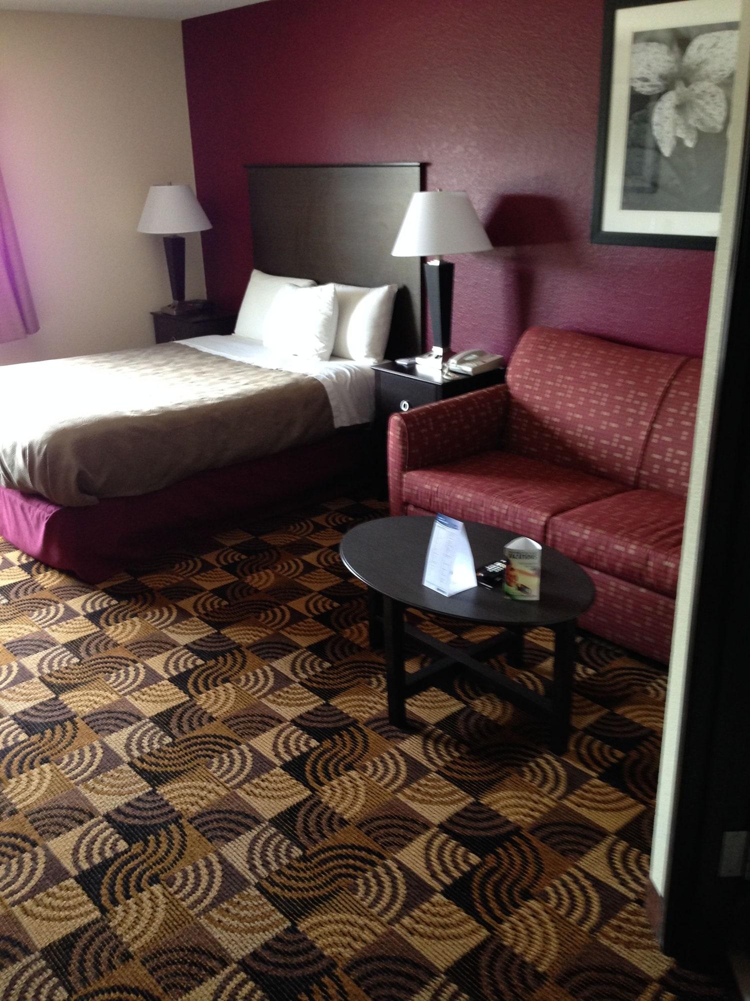 Americinn By Wyndham Elkhorn Near Lake Geneva Екстер'єр фото
