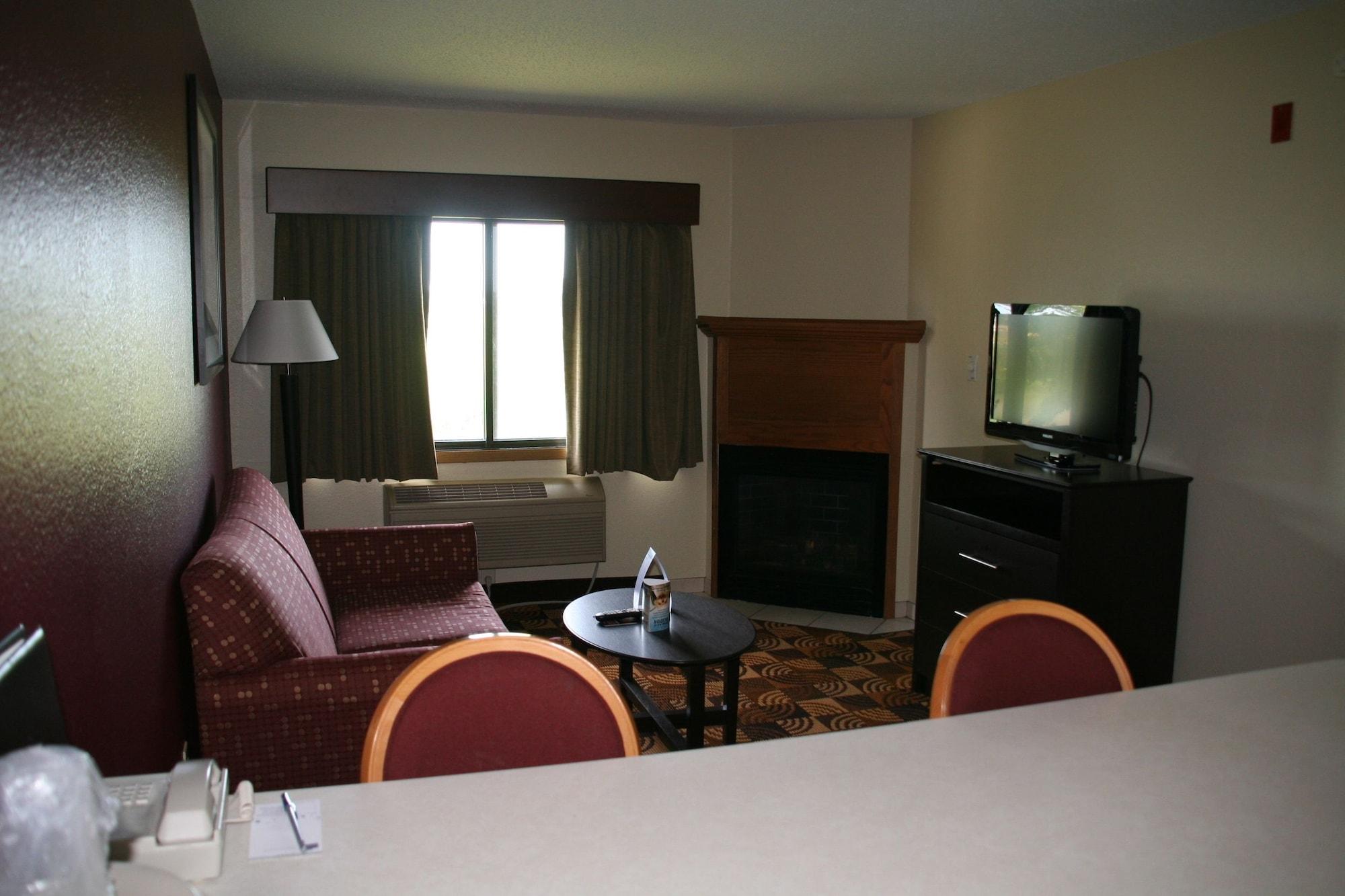 Americinn By Wyndham Elkhorn Near Lake Geneva Екстер'єр фото